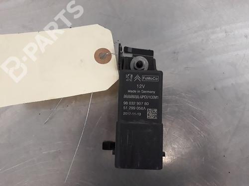 Used Electronic module Electronic module PEUGEOT 308 II (LB_, LP_, LW_, LH_, L3_) 2.0 BlueHDi 150 (150 hp) 10395997 10395997