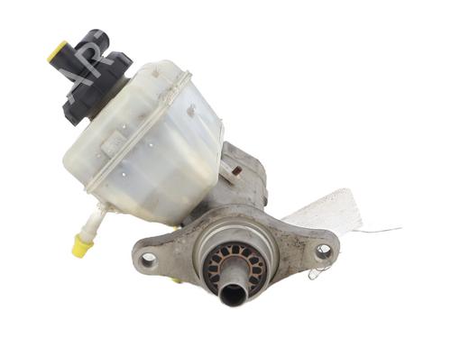 Brake master cylinder DACIA DUSTER (HS_) 1.5 dCi (HSMC) | BP29763571M77