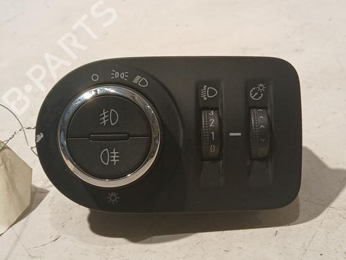 Used Headlight switch OPEL MERIVA B MPV (S10) 1.7 CDTI (75) (110 hp) 21124448