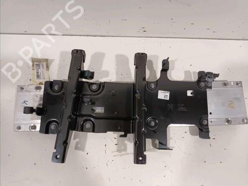 Used Support PEUGEOT 208 II (UB_, UP_, UW_, UJ_) e-208 (136 hp) 30313686