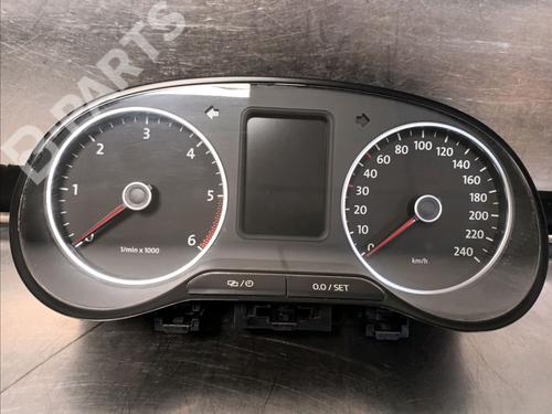 Used Instrument cluster VW POLO V (6R1, 6C1) 1.6 TDI (90 hp) 10683427