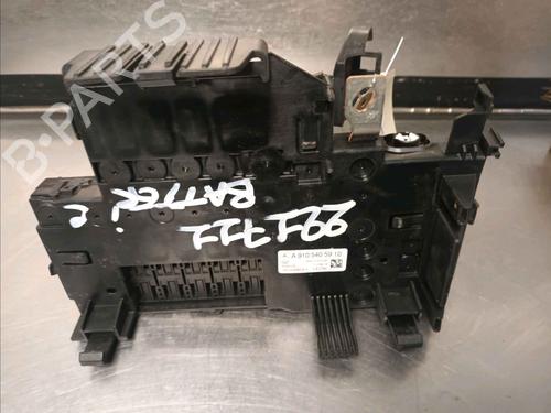 Fuse box MERCEDES-BENZ SPRINTER 3-t Van (B910) 211 CDI (910.621, 910.623) | BP30338500E1