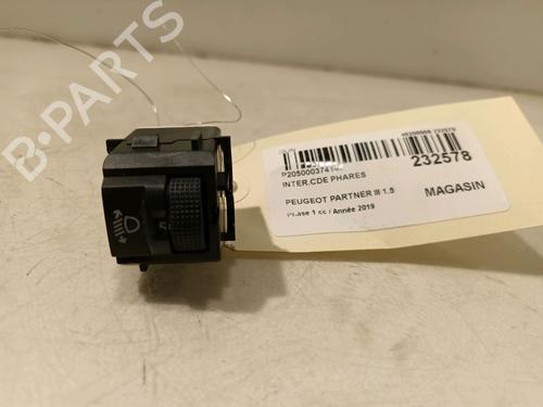 Used Headlight switch PEUGEOT PARTNER Box Body/MPV (K9) 1.5 BlueHDI 130 (131 hp) 16555136