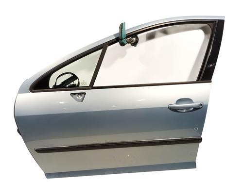 Used Left front door PEUGEOT 407 (6D_) 2.0 16V (6DRFJC, 6DRFJE, 6DRFJF) (140 hp) 31368501