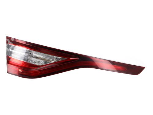 Achterlicht kofferdeksel achterklep links RENAULT MEGANE IV Hatchback (B9A/M/N_) 1.5 dCi 90 (B9A1) (90 hp) 30717601