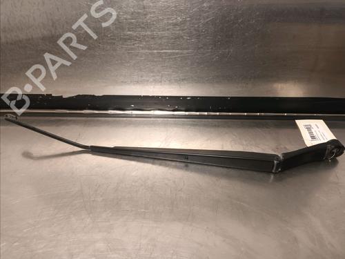 Used Front windshield wiper arm NISSAN MICRA IV (K13K, K13KK) 1.2 (80 hp) 14869661