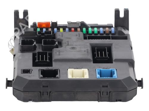 Fuse box CITROËN C3 Picasso (SH_) 1.6 HDI 90 | BP37087865E1 - Image 4