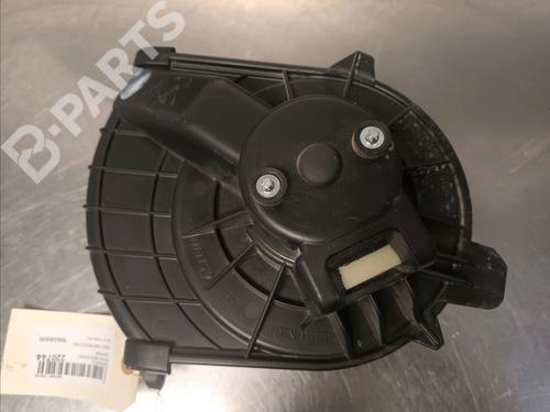 Used Heater blower motor RENAULT MASTER III Van (FV) 2.3 dCi 130 FWD (FV0M, FV0Y, FV0J, FV02, FV03) (130 hp) 10683190
