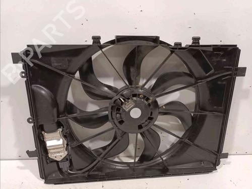 Used Radiator fan MERCEDES-BENZ GLA-CLASS (X156) GLA 200 (156.943) (156 hp) 18326676