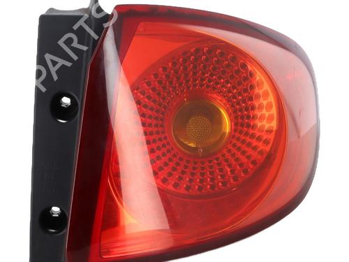 Feu arrière droit SEAT ALTEA (5P1) 1.6 TDI (105 hp) 30899002