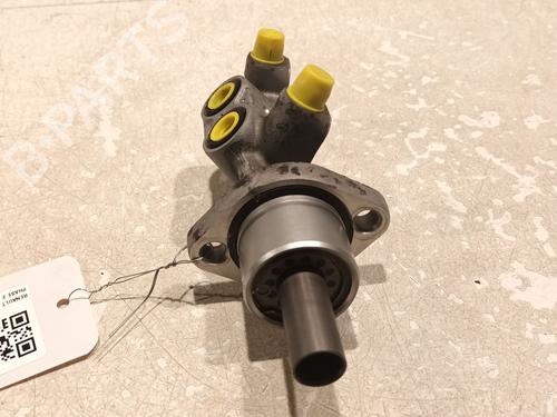 Brake master cylinder RENAULT CLIO III Grandtour (KR0/1_) 1.5 dCi | BP21802081M77 