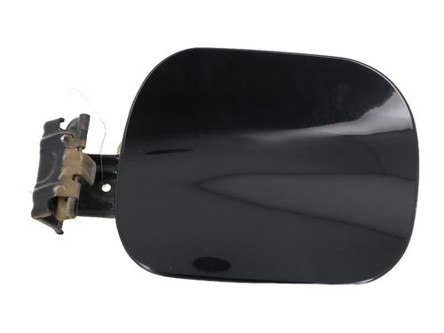 fuel-flap-toyota-c-hr-_x1_-2016-32435173 main image