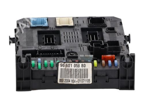 Sikringsdose CITROËN C5 II Break (RE_) 1.6 HDi (RE9HZC, RE9HYB) (109 hp) 33112414