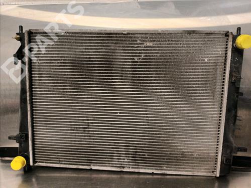 Used Water radiator KIA SPORTAGE II (JE_, KM_) 2.0 CRDi (136 hp) 9451836