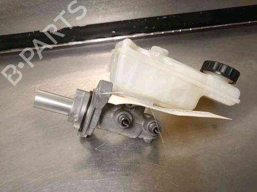 Used Brake master cylinder RENAULT KANGOO Express (FW0/1_) Z.E. (FW0Z, FW1Z) (60 hp) 21083841