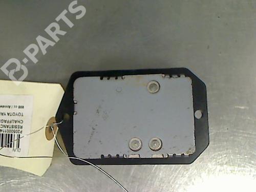 Used Heater resistor TOYOTA YARIS (_P9_) 1.0 VVT-i (KSP90_, KSP90R) (69 hp) 11676611