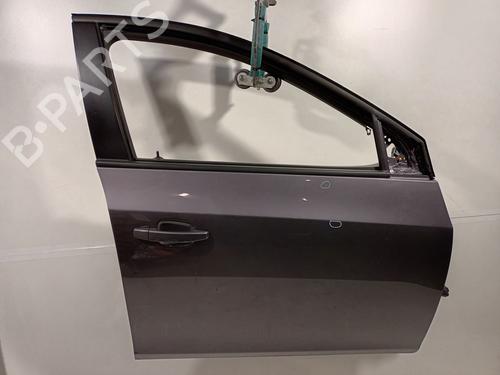 Used Right front door Right front door CHEVROLET CRUZE Hatchback (J305) 1.7 D (131 hp) 33975000 33975000