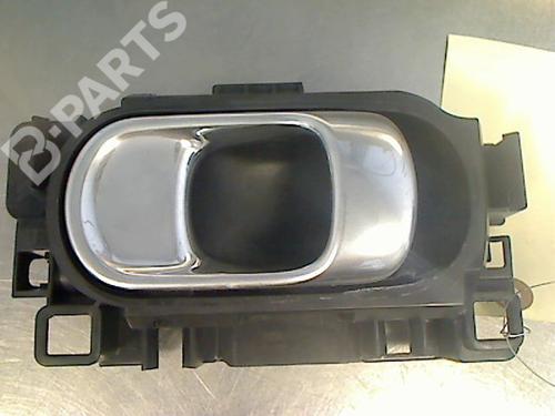 Used Front left interior door handle Front left interior door handle CITROËN C3 / C3 ORIGIN III (SX) 1.2 THP 110 (110 hp) 9319648 9319648