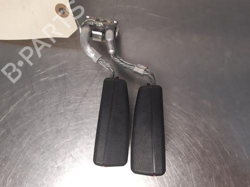 Used Seat buckle VW GOLF VI (5K1) 2.0 TDI (140 hp) 14864882