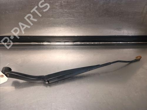 Used Front windshield wiper arm CHEVROLET ORLANDO (J309) 2.0 D (163 hp) 14869844