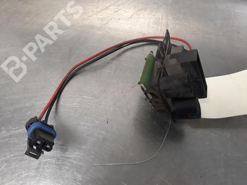 Used Heater resistor RENAULT CLIO II (BB_, CB_) 1.2 (BB0A, BB0F, BB10, BB1K, BB28, BB2D, BB2H, CB0A,... (58 hp) 11676713