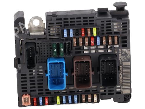 fuse-box-citroen-c4-ii-nc_-2009-31825020 main image