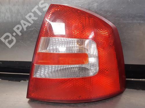 Used Right taillight SKODA OCTAVIA II (1Z3) 1.9 TDI (105 hp) 9331631