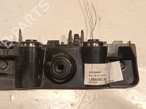 Used Front bumper bracket RENAULT CLIO V (B7_) [2019-2025]  22718756