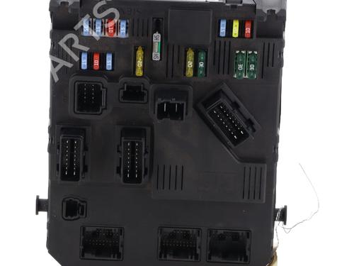 Used Fuse box Fuse box PEUGEOT 407 SW (6E_, 6D_) 1.6 HDi 110 (109 hp) 32490453 32490453