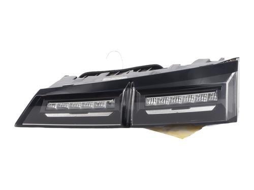 Used Right tailgate light PEUGEOT 308 SW III (FC_, FJ_, FR_, F4_, FN_) Hybrid 180 (F4DGXT) (181 hp) 32154604
