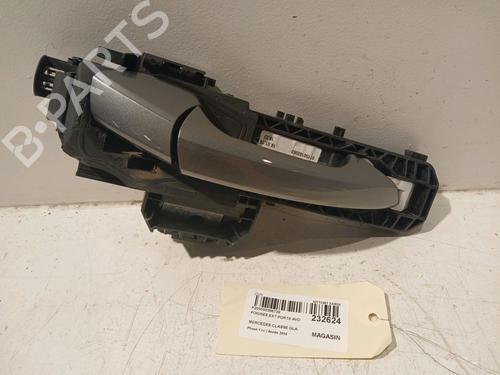 Used Front right exterior door handle MERCEDES-BENZ GLA-CLASS (X156) GLA 200 (156.943) (156 hp) 18315986