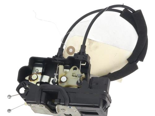 Used Front right lock CHEVROLET CAPTIVA (C100, C140) 2.0 D (150 hp) 27713708