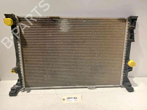 Used Water radiator Water radiator MERCEDES-BENZ GLA-CLASS (X156) GLA 200 (156.943) (156 hp) 18276949 18276949