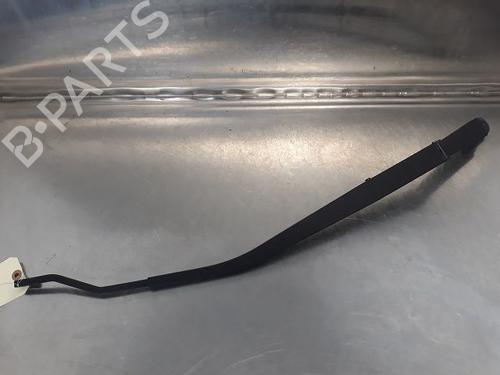 Used Front windshield wiper arm KIA SPORTAGE II (JE_, KM_) 2.0 CRDi 4WD (140 hp) 14869518