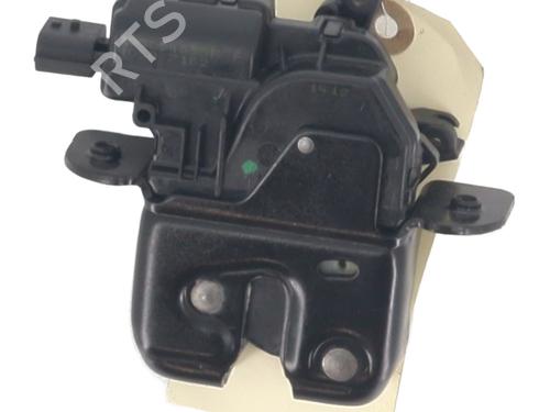 Used Tailgate lock RENAULT FLUENCE (L3_) Z.E. (95 hp) 28367739