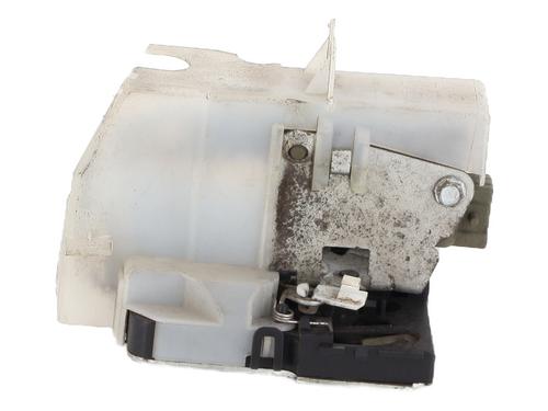 rear-right-lock-renault-clio-ii-bb_-cb_-1998-1999-2000-2001-2002-2003-2004-2005-2006-2007-2008-2009-2010-2011-2012-2013-2014-2015-2016-32041395 main image