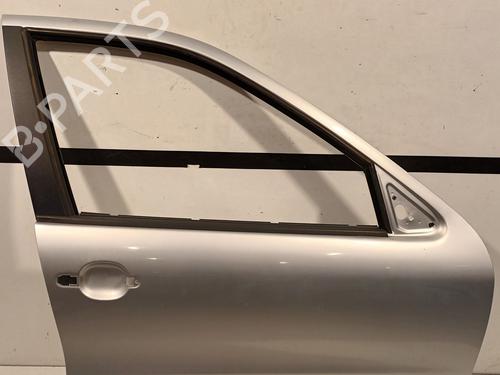 Used Right front door SEAT LEON (1M1) 1.4 16V (75 hp) 20930905