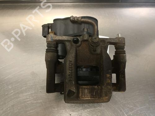 Used Left rear brake caliper PEUGEOT 3008 II SUV (MC_, MR_, MJ_, M4_) 1.2 THP/ PureTech 130 (MRHNSM, MRHNSU, MRHNSJ, MRHNYW,... (131 hp) 14863316