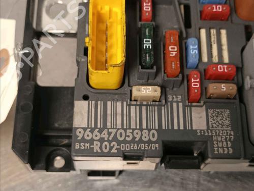 Fuse box PEUGEOT 407 (6D_) 1.6 HDi 110 (6D9HZC, 6D9HYC) | BP30170542E1