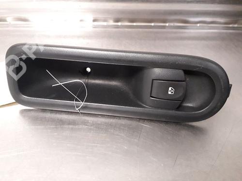 Interrupteur de vitre avant droite RENAULT TWINGO II (CN0_) 1.5 dCi (CN0U) (84 hp) 9325971