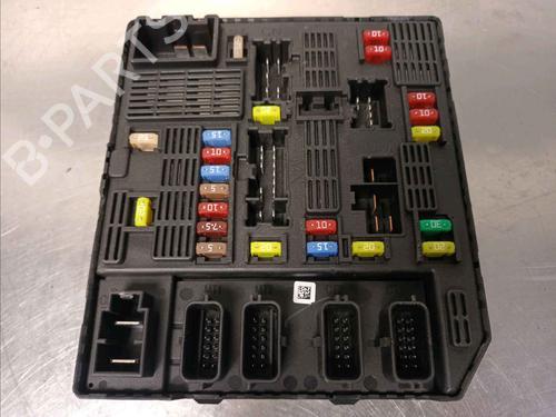 Used Fuse box RENAULT GRAND SCÉNIC III (JZ0/1_) 1.5 dCi (JZ0B, JZ07) (106 hp) 30170546