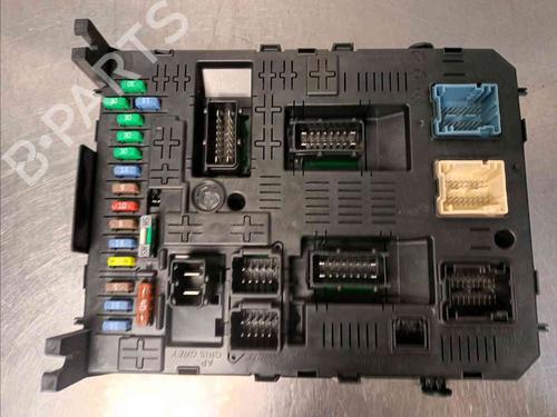 Used Fuse box PEUGEOT 3008 I MPV (0U_) 1.6 HDi (112 hp) 21051551
