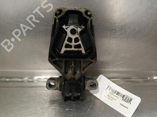 Engine mount MERCEDES-BENZ A-CLASS (W176) A 200 CDI / d (176.008) | BP17514132M89 