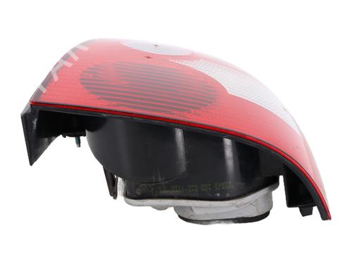 Right taillight VW POLO IV (9N_, 9A_) 1.2 12V | BP30742372C35