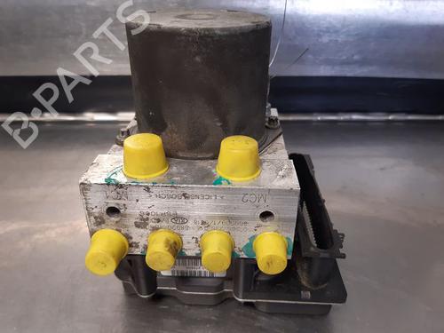 Used ABS pump KIA CARNIVAL / GRAND CARNIVAL III (VQ) 2.9 CRDi (185 hp) 20601404