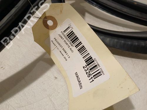 Rubber door seal PEUGEOT 5008 II (MC_, MJ_, MR_, M4_) 1.5 BlueHDi 130 (MCYHZJ, MCYHZR, MCYHZX) | BP17214314C142