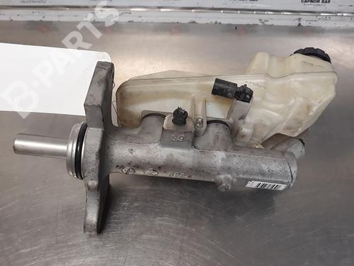 Brake master cylinder TOYOTA COROLLA (_E12_) 1.4 D (NDE120_, NDE120R) | BP9329657M77 