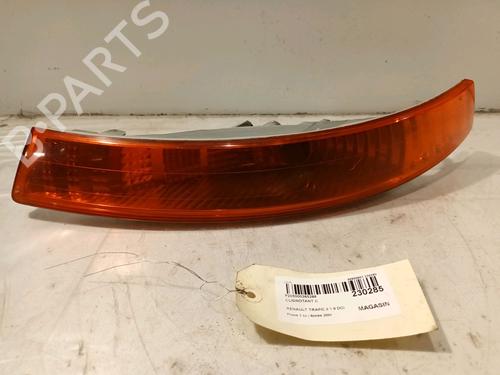 Left front indicator RENAULT TRAFIC II Van (FL) 1.9 dCi 100 (FL0C) (101 hp) 16106101