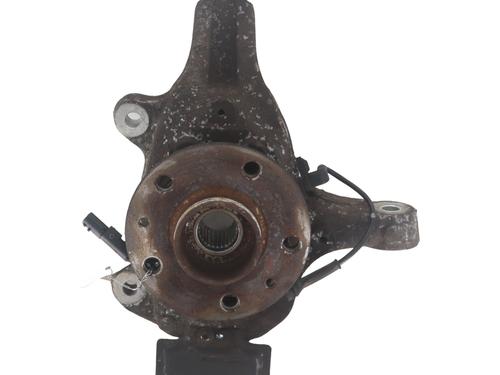 Used Left front steering knuckle RENAULT LATITUDE (L70_) 2.0 dCi 150 (L70H) (150 hp) 30120496