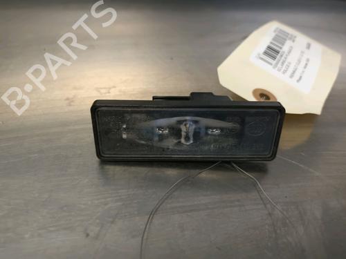 Used Licence plate light RENAULT CLIO V (B7_) 1.3 TCe 130 (B7MF) (131 hp) 14869145